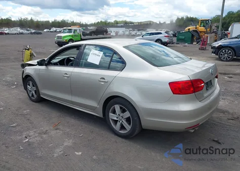 2014 Volkswagen Jetta 2.0L S from USA, damaged, VIN 3VW2K7AJ9EM250082